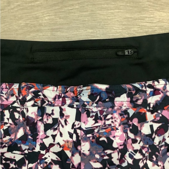 Women's Champion Medium 8 - 10 Shorts Sport Pattern Activewear Athletic Actively - Picture 7 of 12